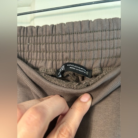 Zara Wide Leg Brown Pleated Sweatpants Sz-XS - Picture 2 of 4